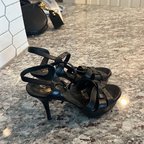 Saint Laurent, Tribute leather platform sandals - Picture 4 of 5